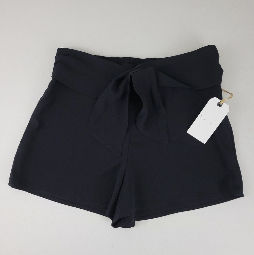 Leith Black Belted  Women's Shorts